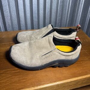 NWOT Merrell Jungle Moc Classic Taupe Suede Slip On, Women's size 7.5 eur 38